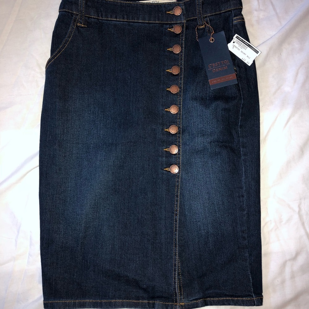 Denim pencil skirt. Size 3/4 junior size